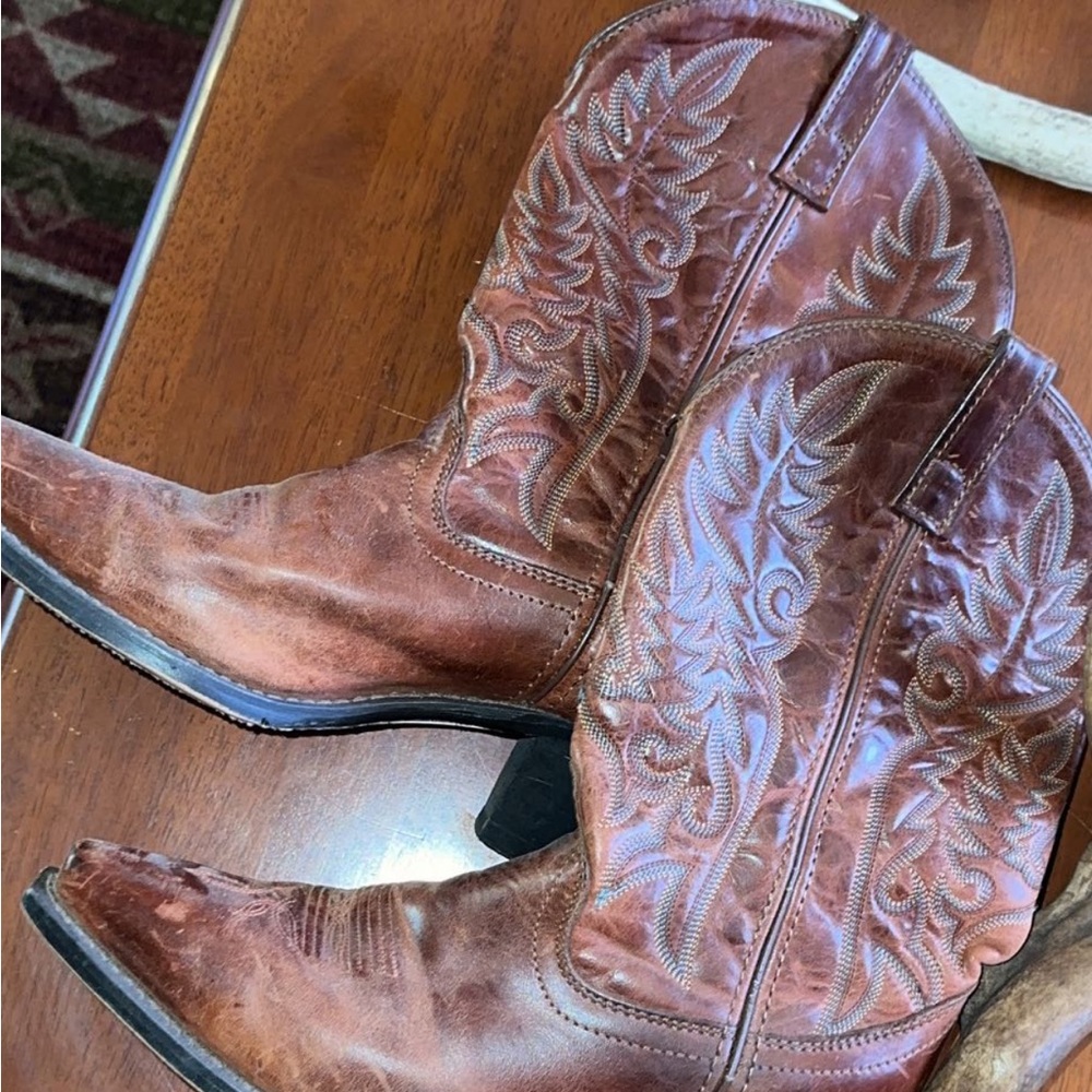 Women’s cowboy boots